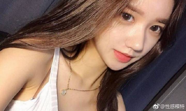 航拍祁连山南麓“高原桃花源”